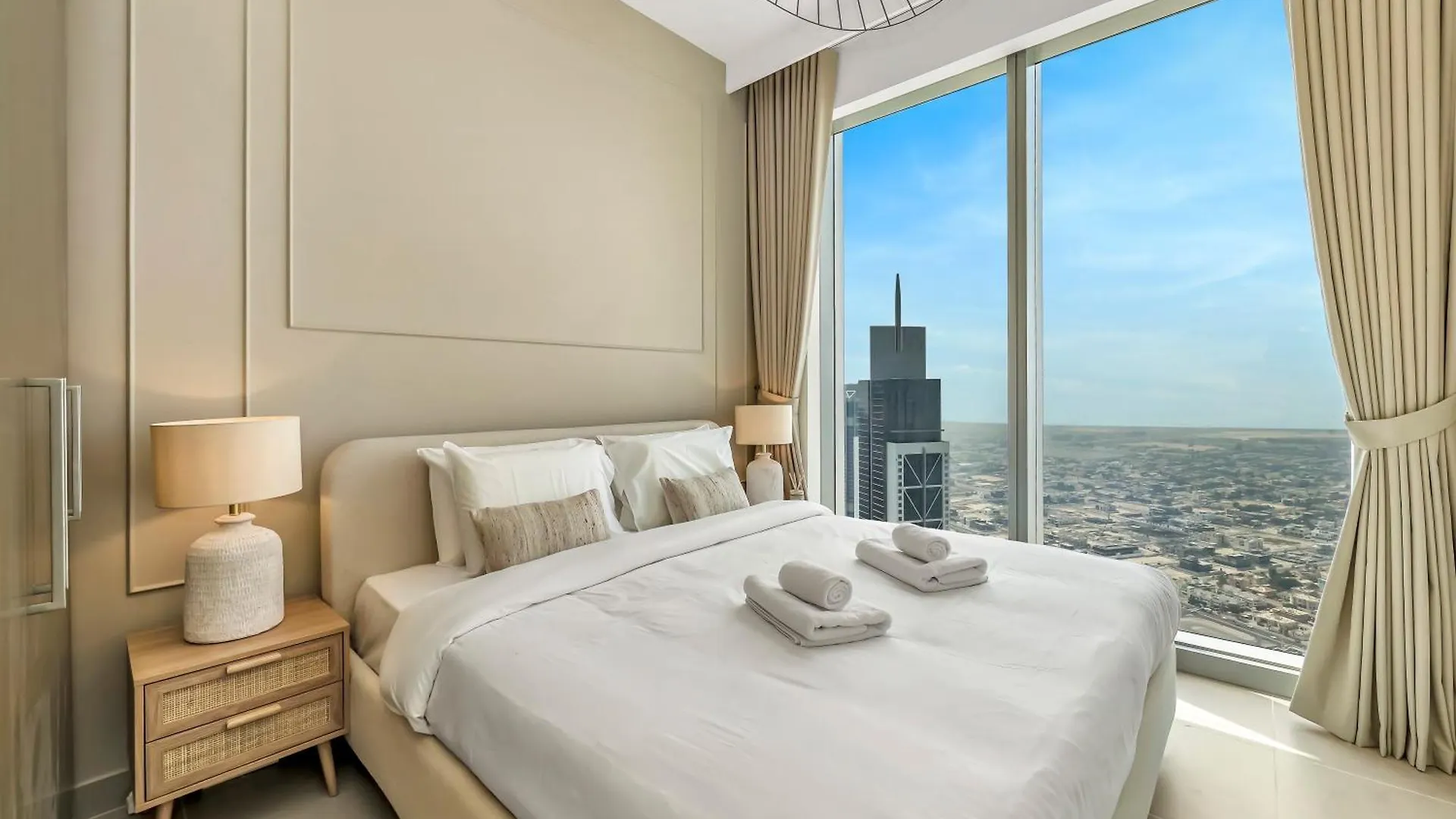 Brand New Downtown Unit! Bvlgari World Island View Apartment Dubai